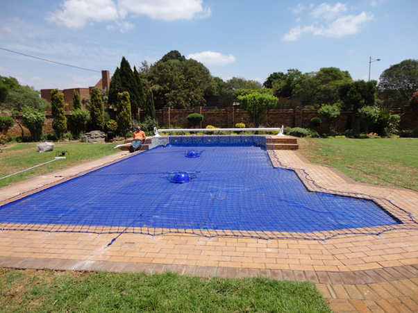 Pool Safety Net & Solar Blanket Rowhill Springs